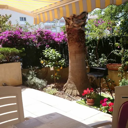 With One In Hyeres, With Wonderful View, Enclosed Apartment Hyeres