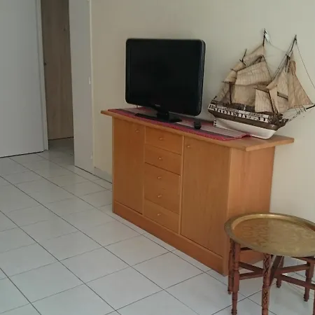 Apartment With One In Hyeres, With Wonderful View, Enclosed Hyeres